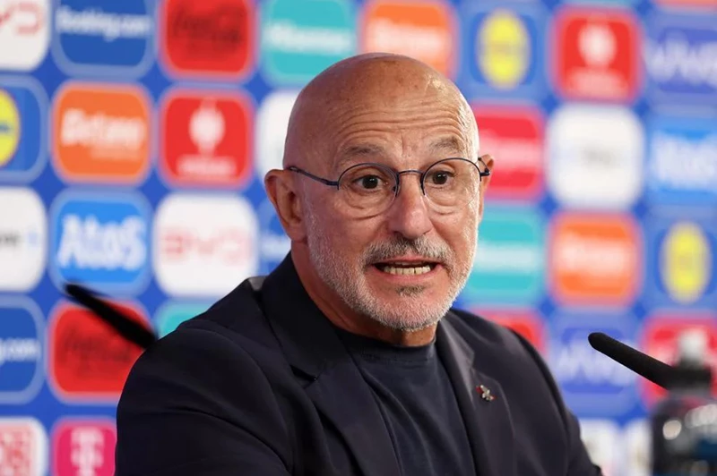 دي لا فوينتي يتبنى المسؤولية عن إهدار موراتا لركلة الترجيح في مواجهة البرتغال